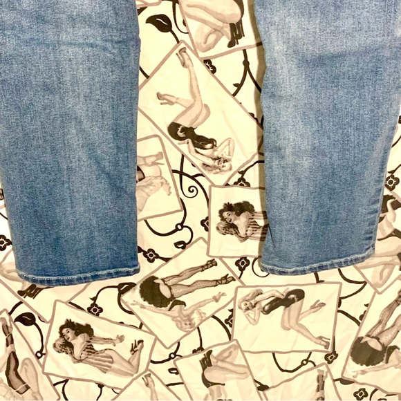 Empyre Hannah Skinny Jeans - Picture 6 of 8